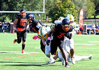 2023.10.07.varsity.football.vs.collegiate_06.dc