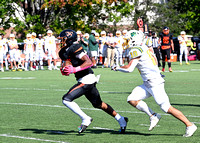 2023.10.07.varsity.football.vs.collegiate_13.dc