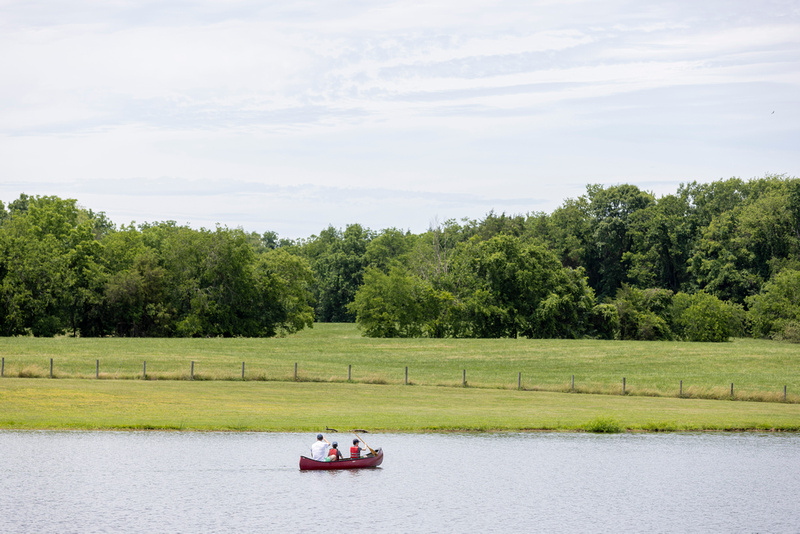 Woodberry Forest School Photo Album: Newsletter Photos for EMBEDDING &emdash; 17-5905-0956